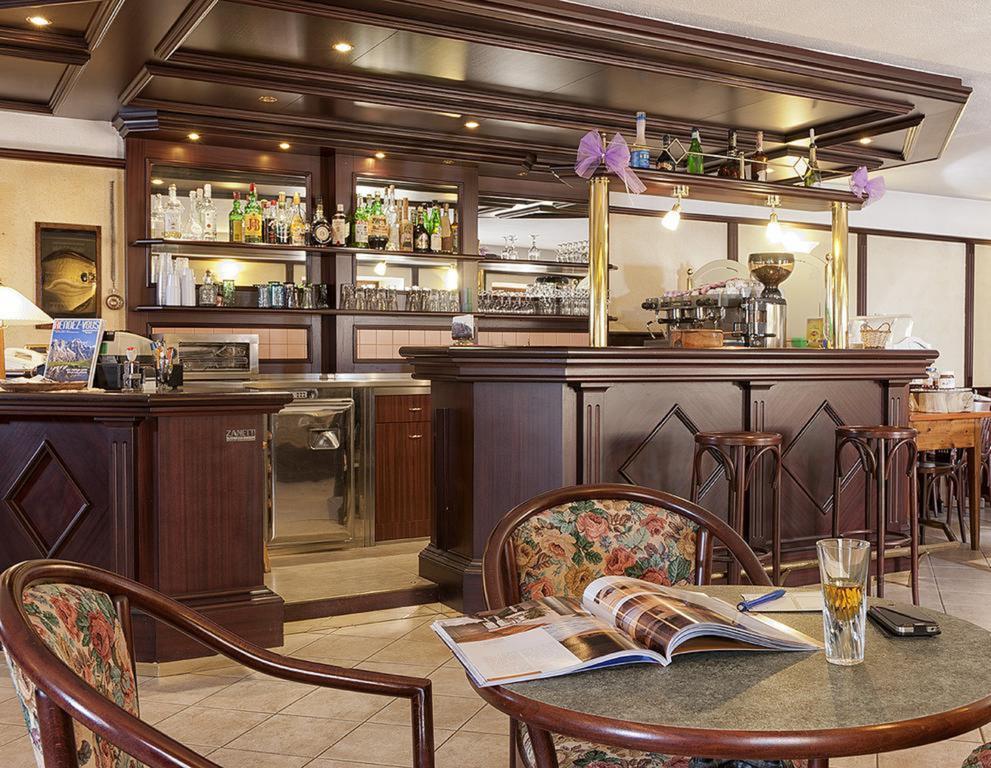 Hotel Veneriaz Nus Eksteriør bilde