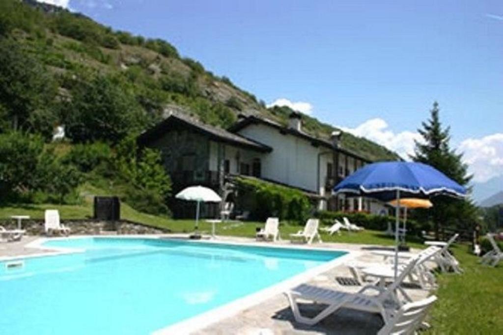 Hotel Veneriaz Nus Eksteriør bilde